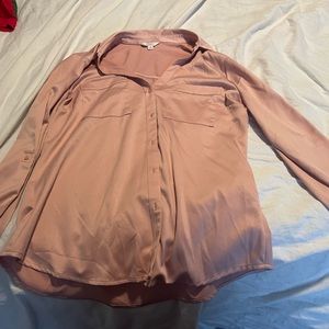 Medium women’s silken shirt